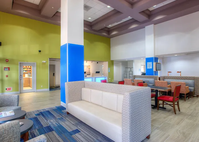 Express & By Ihg 2* Tempe